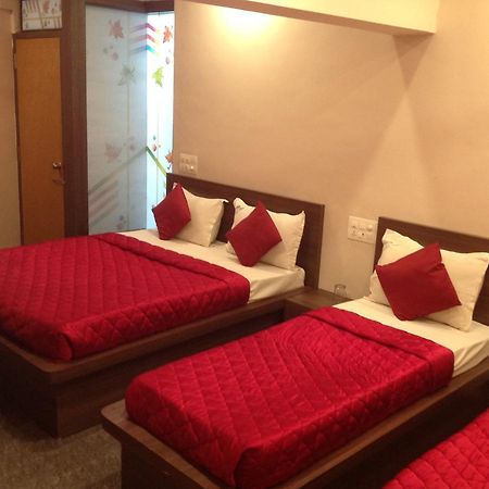 Hotel Rest Inn Chikmagalur Exterior photo